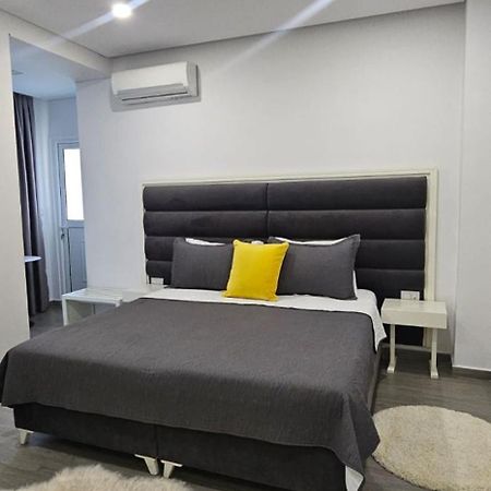 Edina By Hp Hotel Sarande Exterior photo